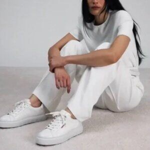 Tori Burch Ladybug Leather White Sneakers Sz 8.5 Rubber Outsoles